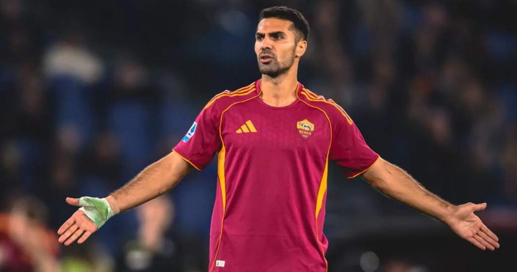 Celik Dianggap Pengkhianat, Suporter Roma Murka Usai Gabung Juve