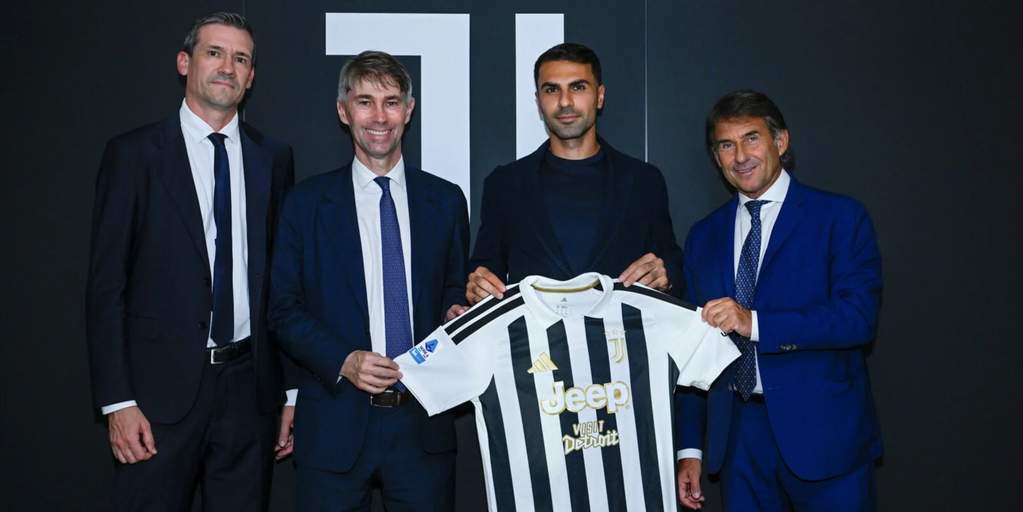 Juventus Resmi Rekrut Zeki Celik dan Dekati Lorenzo Pellegrini