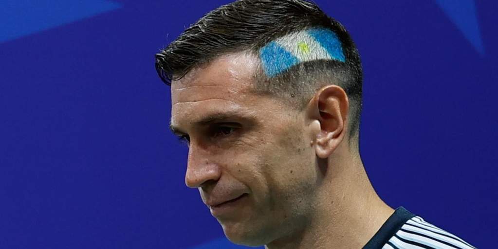 Aston Villa Tolak Lepas Emiliano Martinez ke Juventus