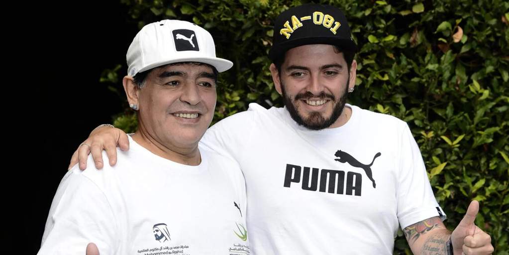 Maradona Jr Sebut Messi Manusia Biasa dan Ayahnya Seorang Alien