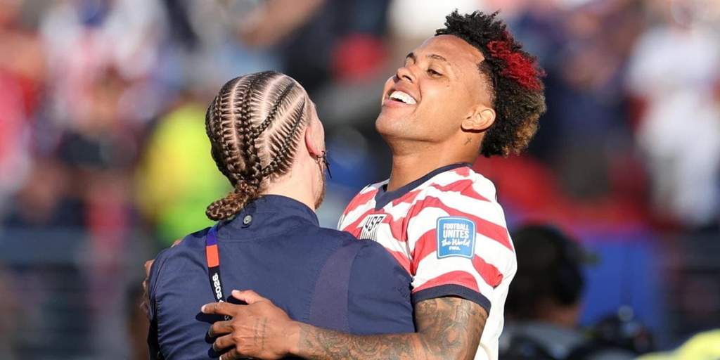 Aksi Nyentrik Weston McKennie Pikat Fans Amerika Serikat