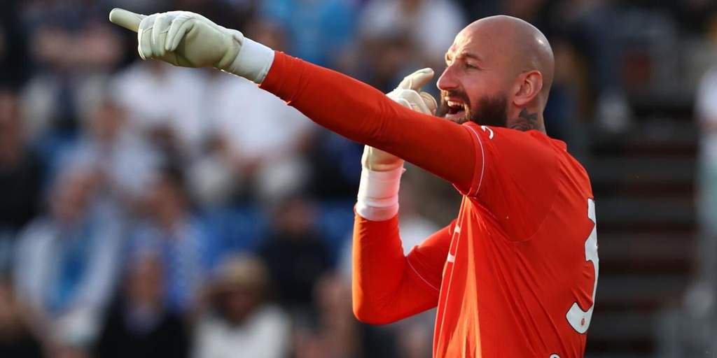 Skuad Napoli saat menjalani sesi latihan pramusim di Italia